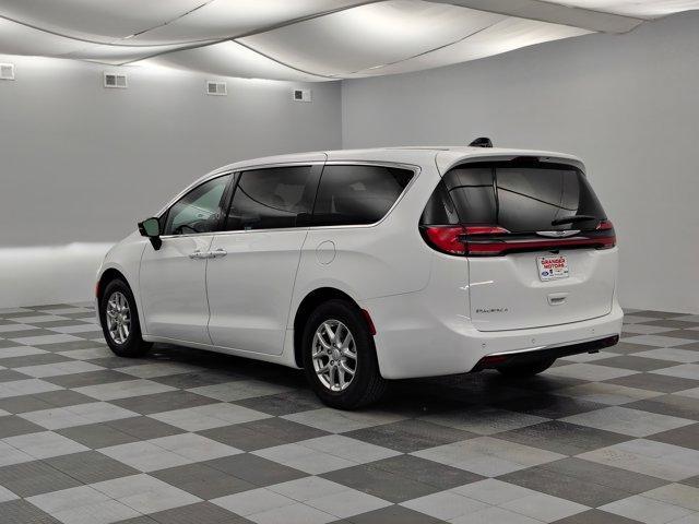 new 2026 Chrysler Pacifica car, priced at $40,093