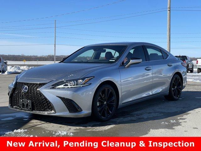 used 2022 Lexus ES 300h car, priced at $31,388