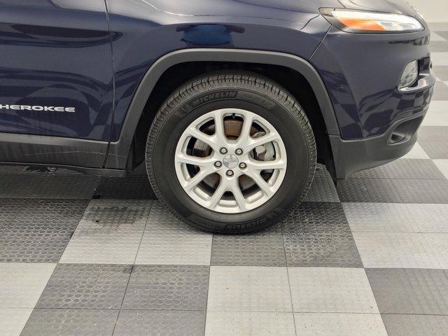 used 2015 Jeep Cherokee car, priced at $11,988