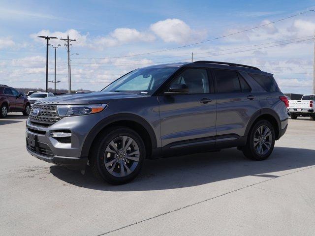 new 2024 Ford Explorer car, priced at $45,278