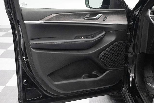 new 2025 Jeep Grand Cherokee L car, priced at $43,066