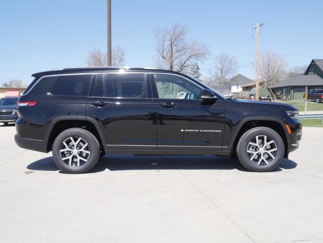 new 2025 Jeep Grand Cherokee L car, priced at $44,582