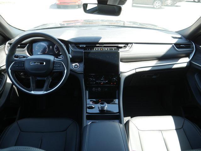 new 2025 Jeep Grand Cherokee L car, priced at $44,582