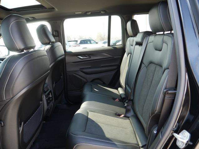 new 2025 Jeep Grand Cherokee car, priced at $41,051