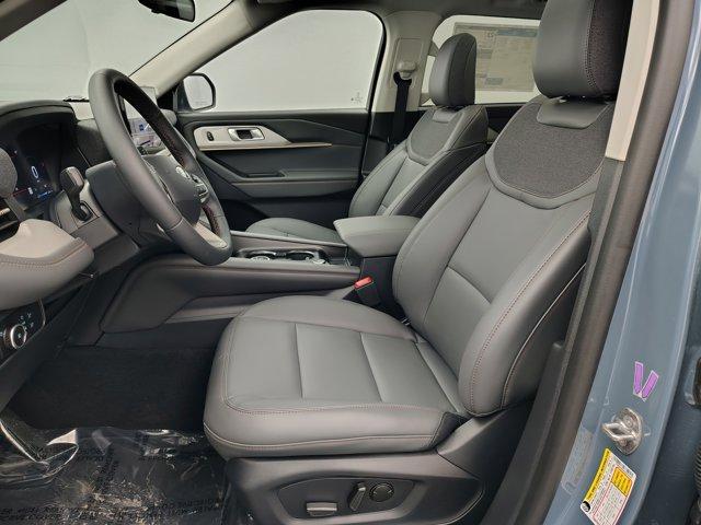 new 2025 Ford Explorer car, priced at $45,930