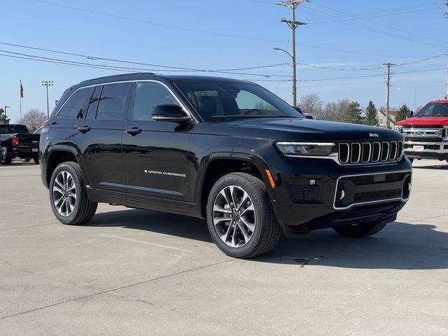 new 2025 Jeep Grand Cherokee car, priced at $57,090