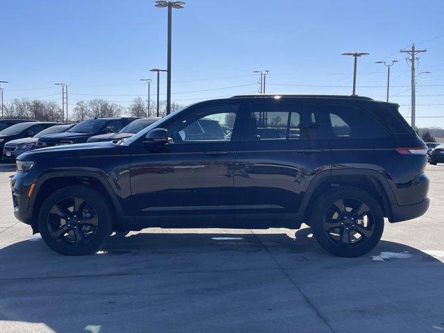 used 2023 Jeep Grand Cherokee car, priced at $33,988