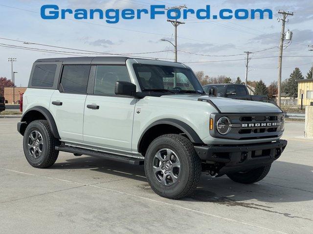 new 2024 Ford Bronco car, priced at $43,600