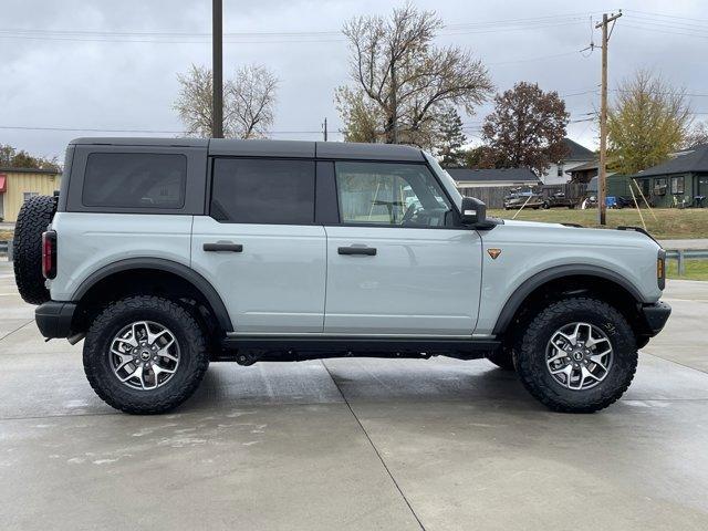 new 2024 Ford Bronco car, priced at $54,270