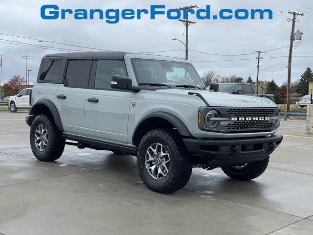 new 2024 Ford Bronco car, priced at $54,270