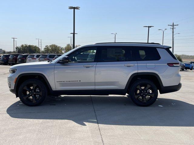 new 2025 Jeep Grand Cherokee L car, priced at $50,521