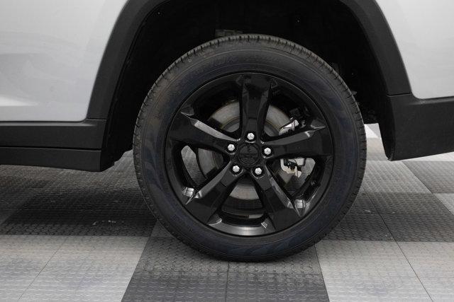 new 2025 Jeep Grand Cherokee L car, priced at $48,516