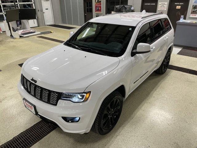 used 2022 Jeep Grand Cherokee WK car, priced at $27,988