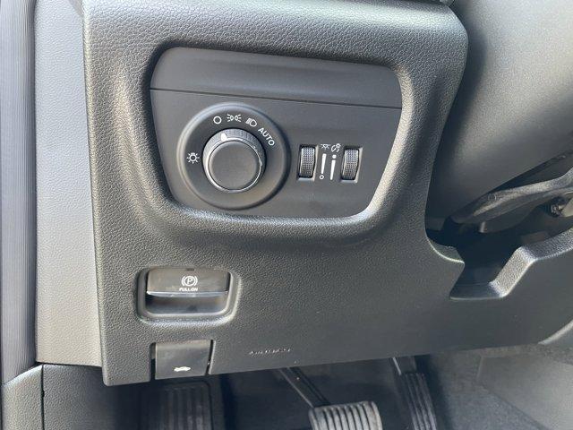 new 2025 Jeep Grand Cherokee car, priced at $39,886