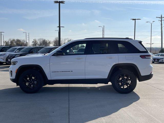 new 2025 Jeep Grand Cherokee car, priced at $39,522