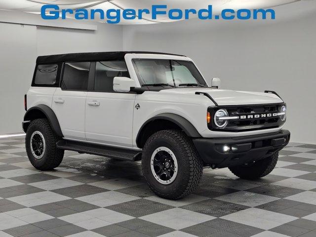 new 2025 Ford Bronco car, priced at $53,282