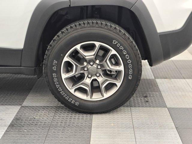 used 2022 Jeep Cherokee car, priced at $27,988