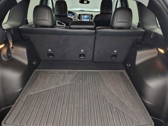 used 2022 Jeep Cherokee car, priced at $27,988