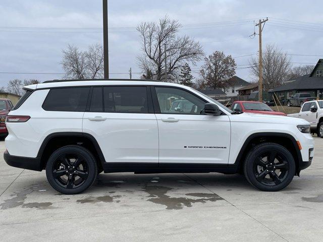 new 2025 Jeep Grand Cherokee L car, priced at $41,794