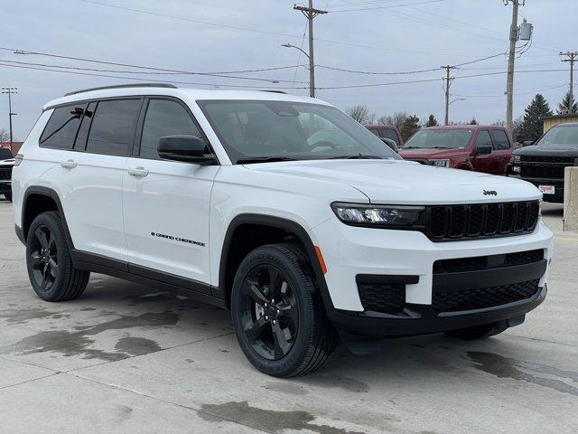 new 2025 Jeep Grand Cherokee L car, priced at $41,794