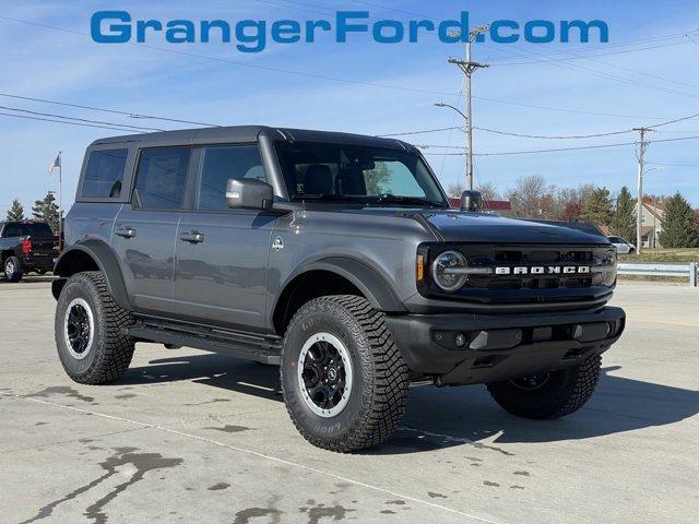 new 2024 Ford Bronco car, priced at $55,098