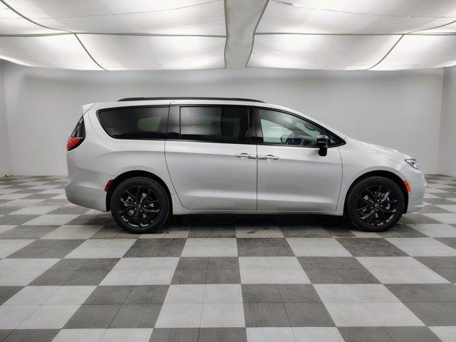 new 2026 Chrysler Pacifica car, priced at $50,076