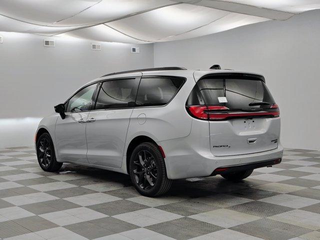 new 2026 Chrysler Pacifica car, priced at $50,076