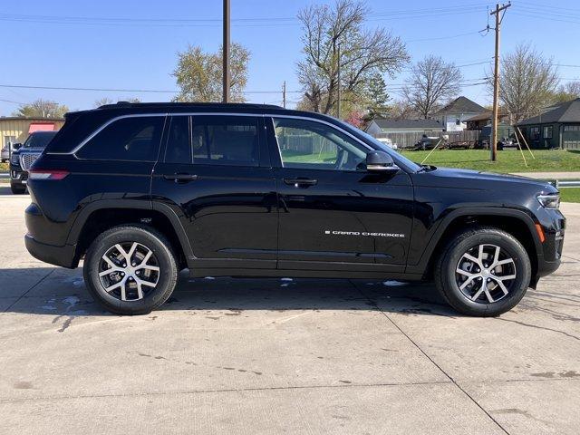 new 2025 Jeep Grand Cherokee car, priced at $44,446
