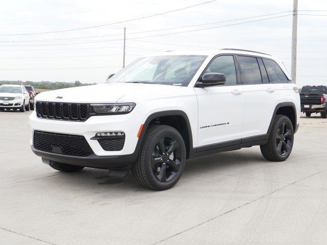 new 2025 Jeep Grand Cherokee car, priced at $45,171