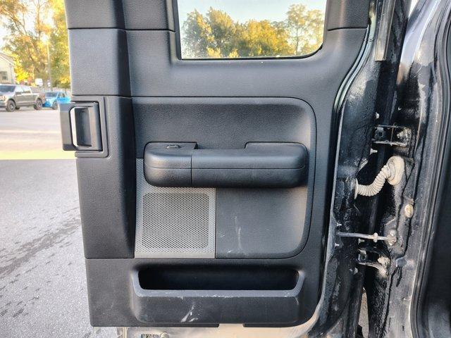 used 2007 Ford F-150 car, priced at $6,000