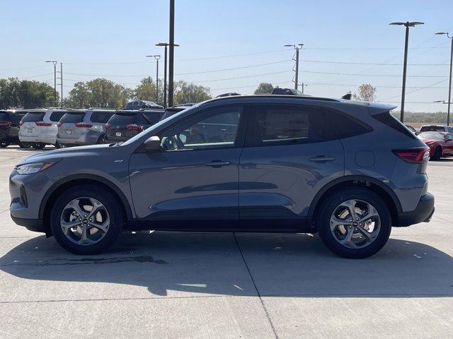 new 2025 Ford Escape car, priced at $30,400