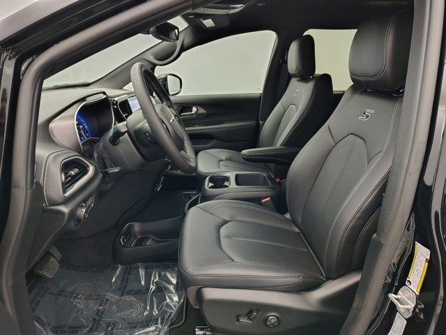 new 2026 Chrysler Pacifica car, priced at $44,770