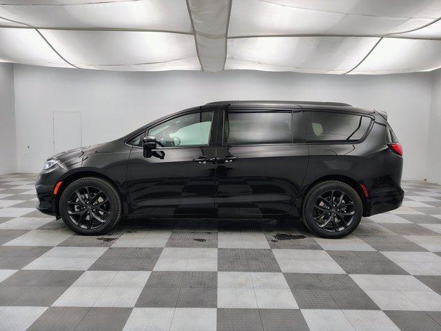 new 2026 Chrysler Pacifica car, priced at $44,770