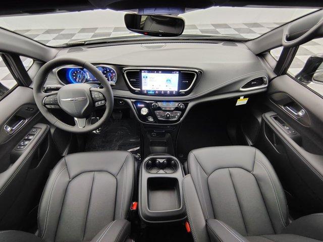 new 2026 Chrysler Pacifica car, priced at $44,770