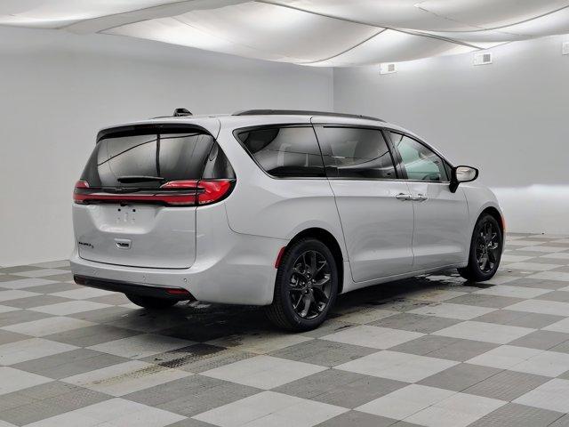 new 2026 Chrysler Pacifica car, priced at $41,331