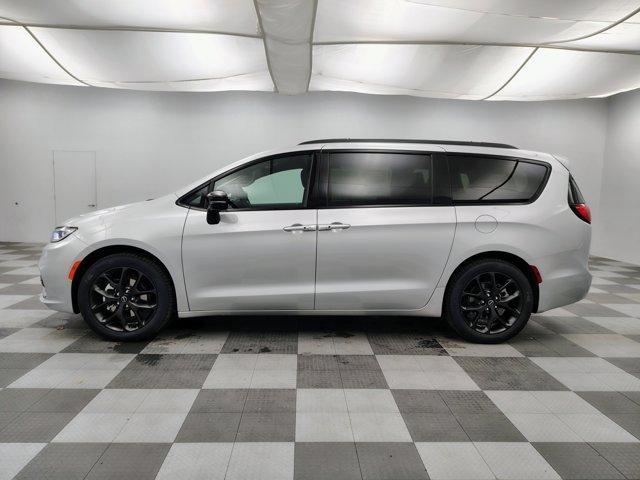new 2026 Chrysler Pacifica car, priced at $41,331