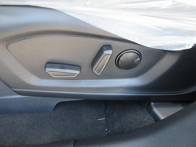 new 2025 Ford Explorer car, priced at $51,665