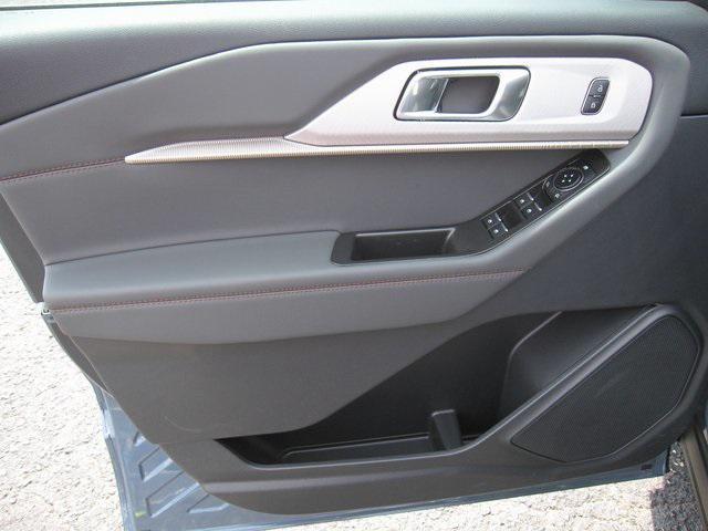 new 2025 Ford Explorer car, priced at $50,785