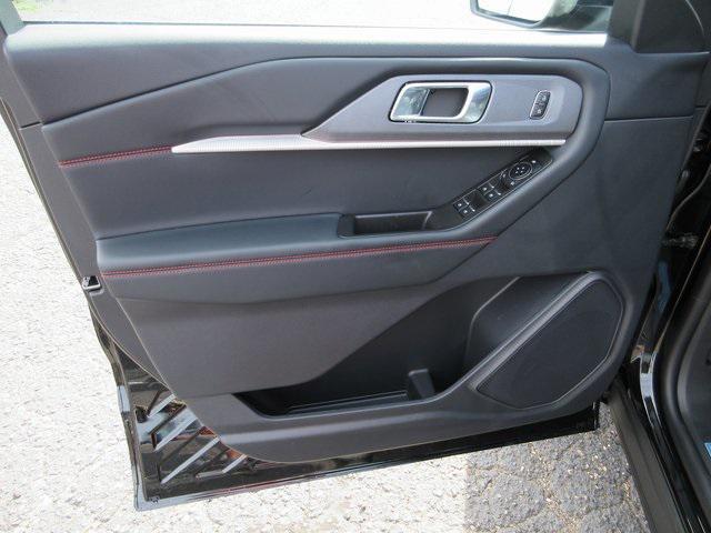 new 2025 Ford Explorer car, priced at $50,085
