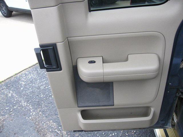 used 2006 Ford F-150 car, priced at $8,995