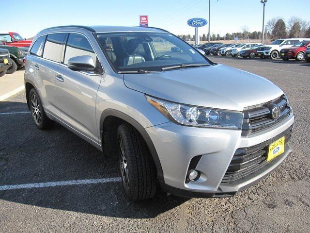 used 2017 Toyota Highlander car, priced at $23,900