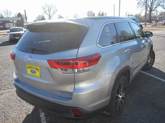 used 2017 Toyota Highlander car, priced at $23,900