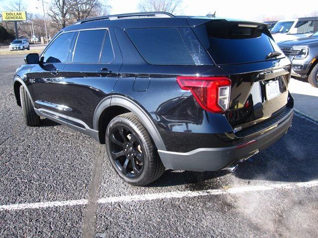 used 2022 Ford Explorer car, priced at $37,900