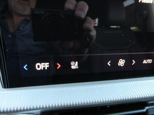 new 2025 Ford Explorer car, priced at $50,810