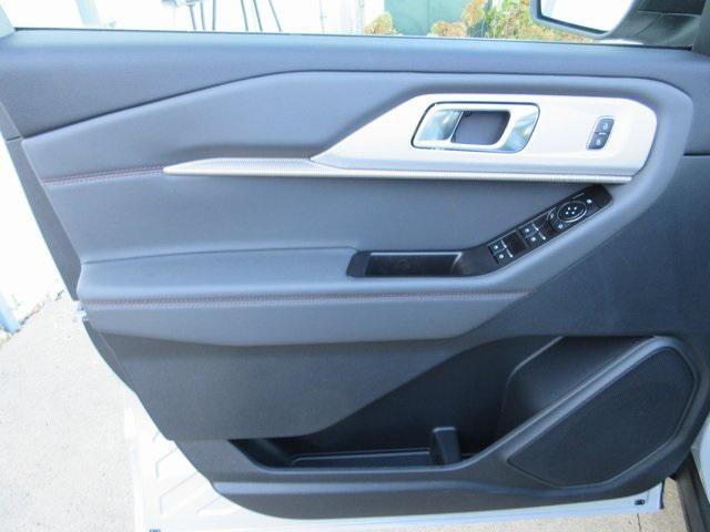 new 2025 Ford Explorer car, priced at $50,810