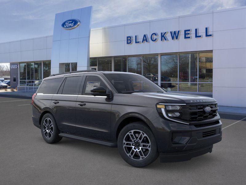 new 2025 Ford Expedition car, priced at $66,970