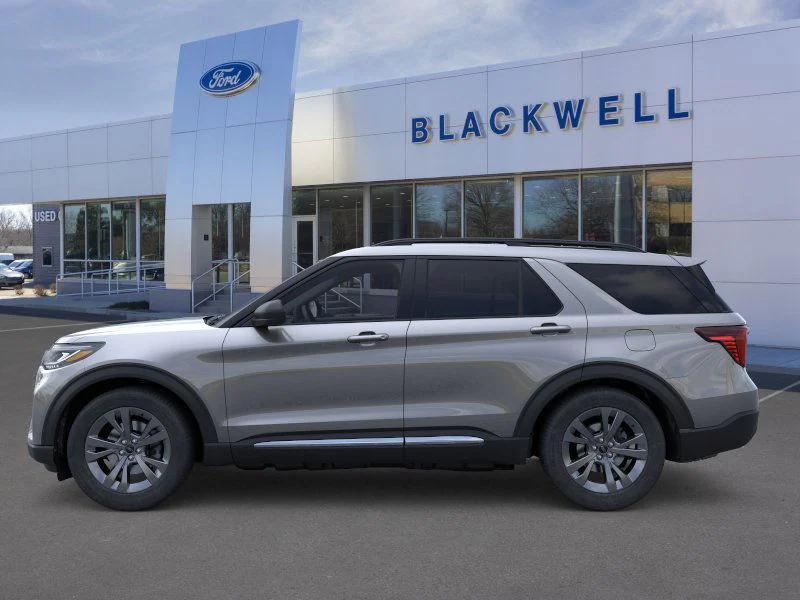 new 2025 Ford Explorer car, priced at $45,901