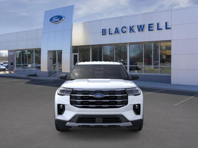 new 2025 Ford Explorer car, priced at $45,112