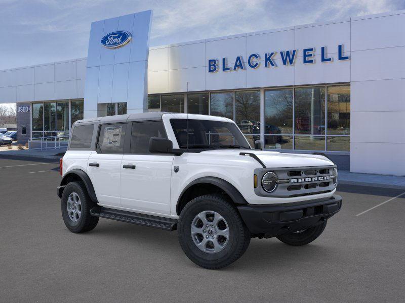 new 2025 Ford Bronco car, priced at $46,031