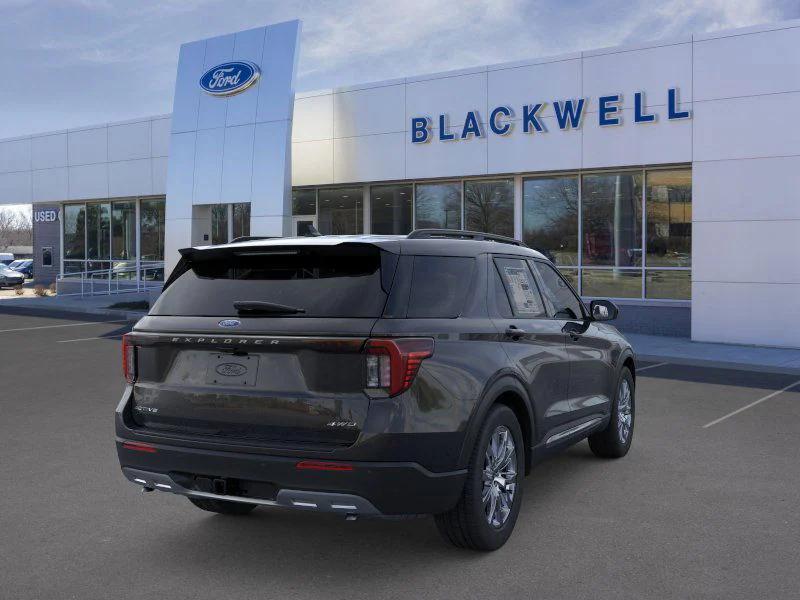 new 2025 Ford Explorer car, priced at $45,901